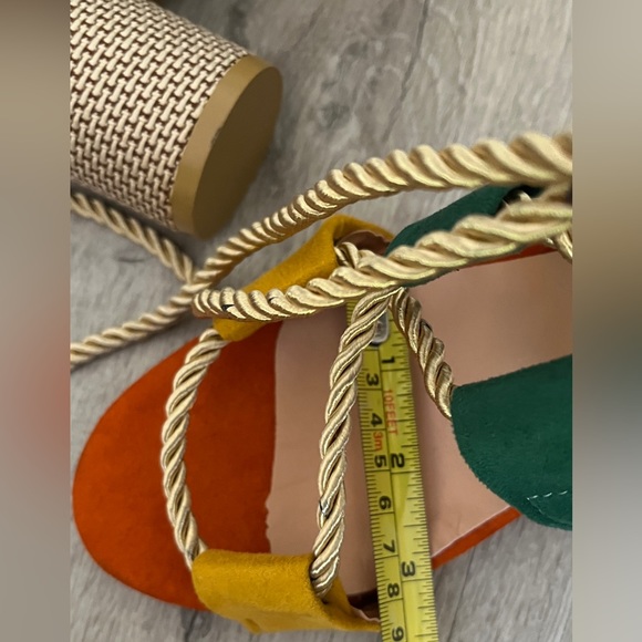 Ankle wrap  sandals - Picture 11 of 12